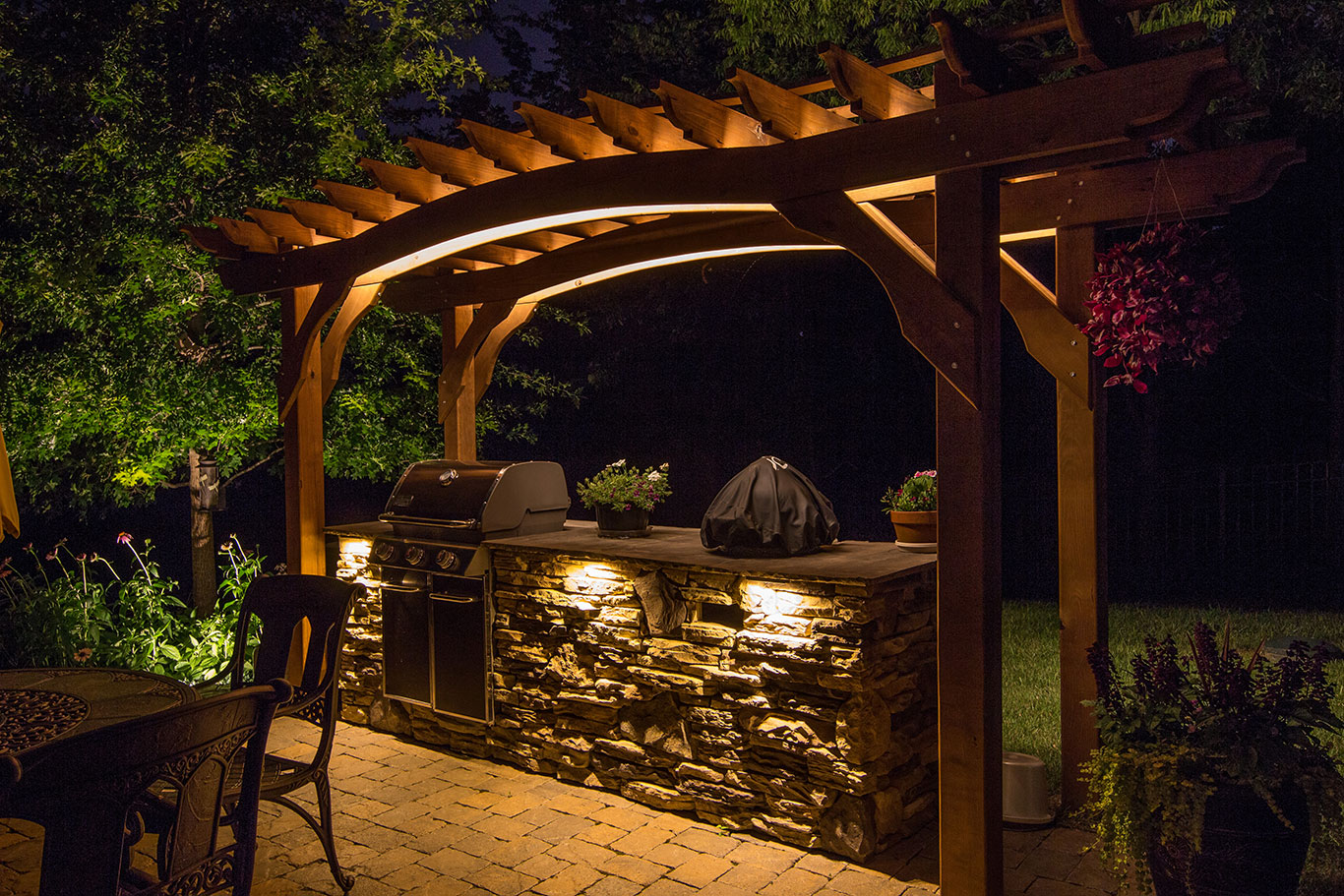 What the Kelvin? Choosing the Right Outdoor Lighting Color Temperature