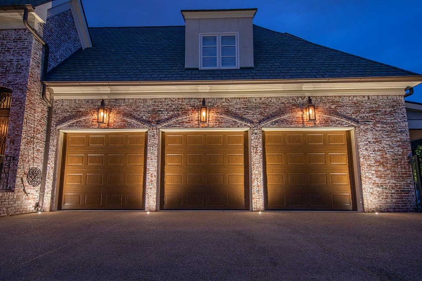 Why Up Lighting Is a Better Alternative to Recessed Soffit Lighting